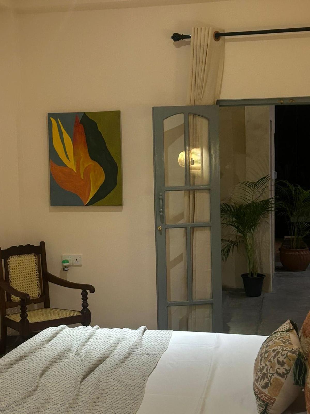Gitano Surf Ahangama Beachfront Ngoại thất bức ảnh